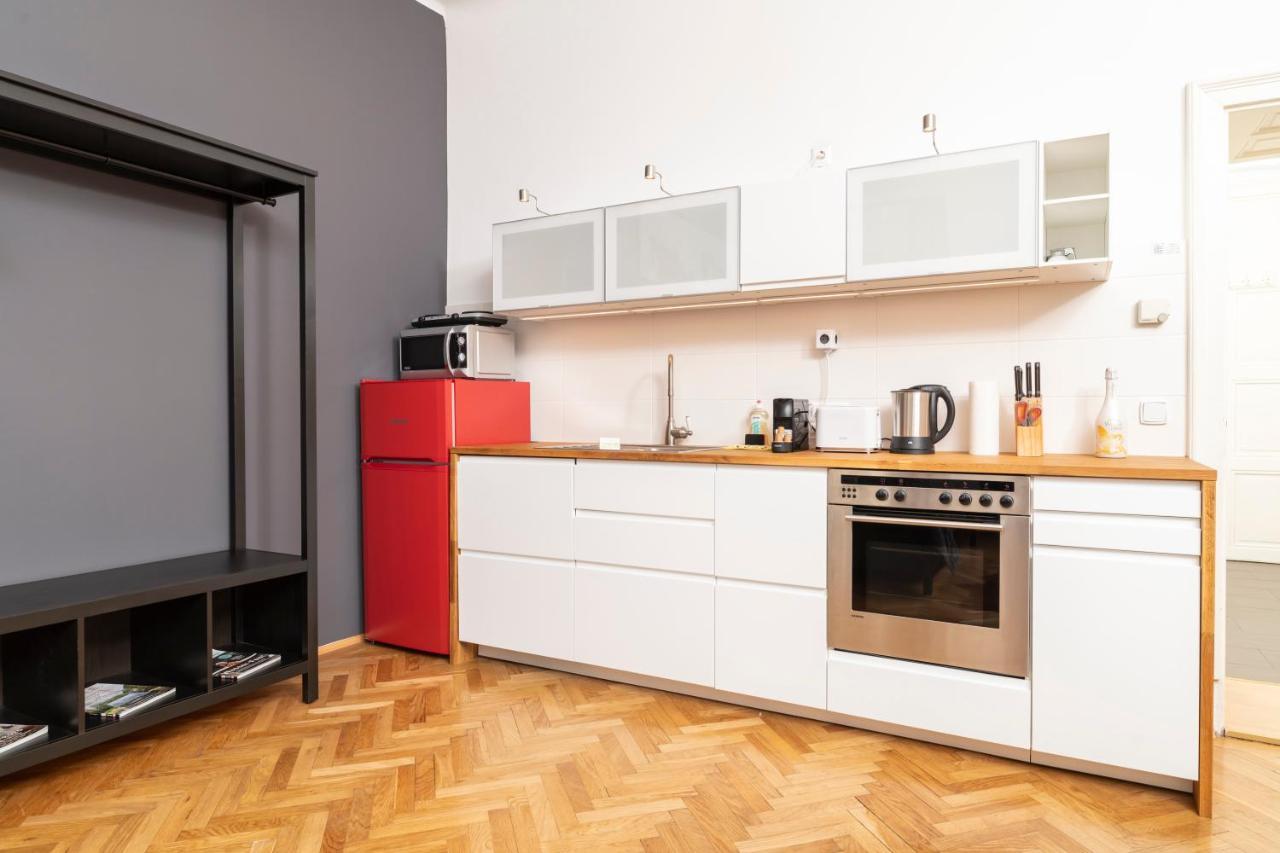 Luxury Suites Mariahilf Vienna Exterior photo
