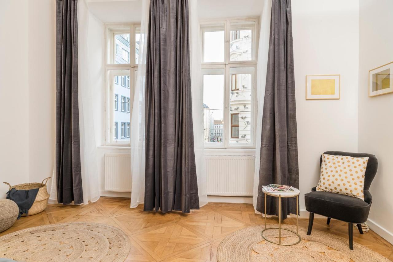 Luxury Suites Mariahilf Vienna Exterior photo